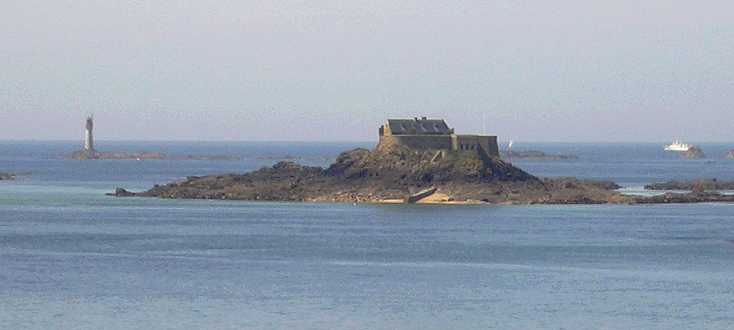 fort de Harbour devant Dinard
